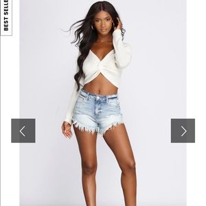 DISTRESSED DENIM SHORTS